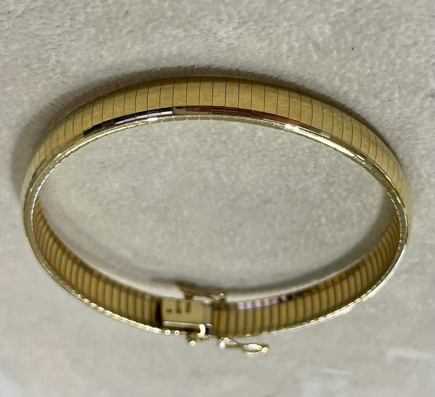 14KY Omega bracelet Bringle